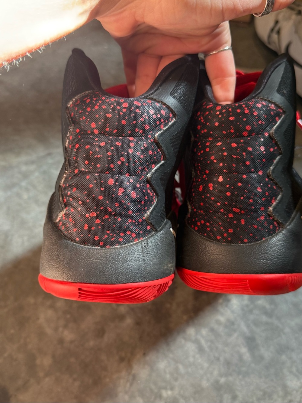 Nike Black and Red High-Top Athletic Shoes with White Swoosh - Picture 4 of 6